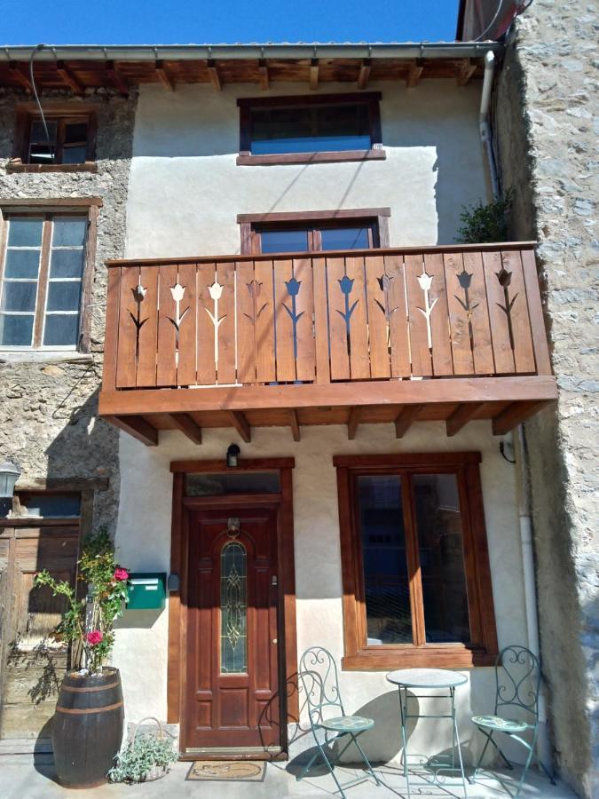 Villa L'Oustal des amis à Belcaire Extérieur photo